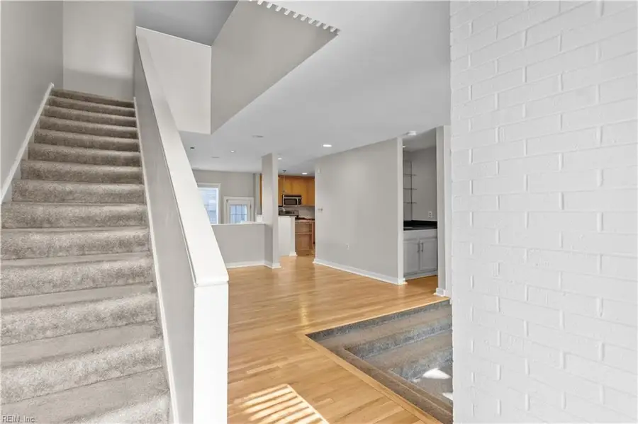 609 Botetourt Gardens, Norfolk, VA 23507 - #2