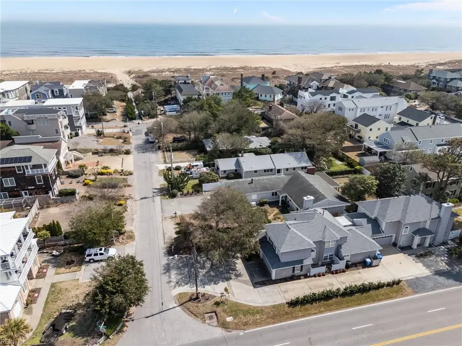 116 72nd Street, Virginia Beach, VA 23451 - #3