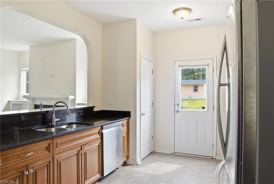 5003 Clifton Street, Chesapeake, VA 23321 - #3