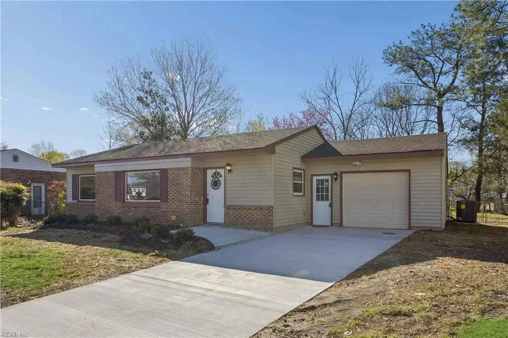 3905 W Colonial Parkway, Virginia Beach, VA 23452 - #1