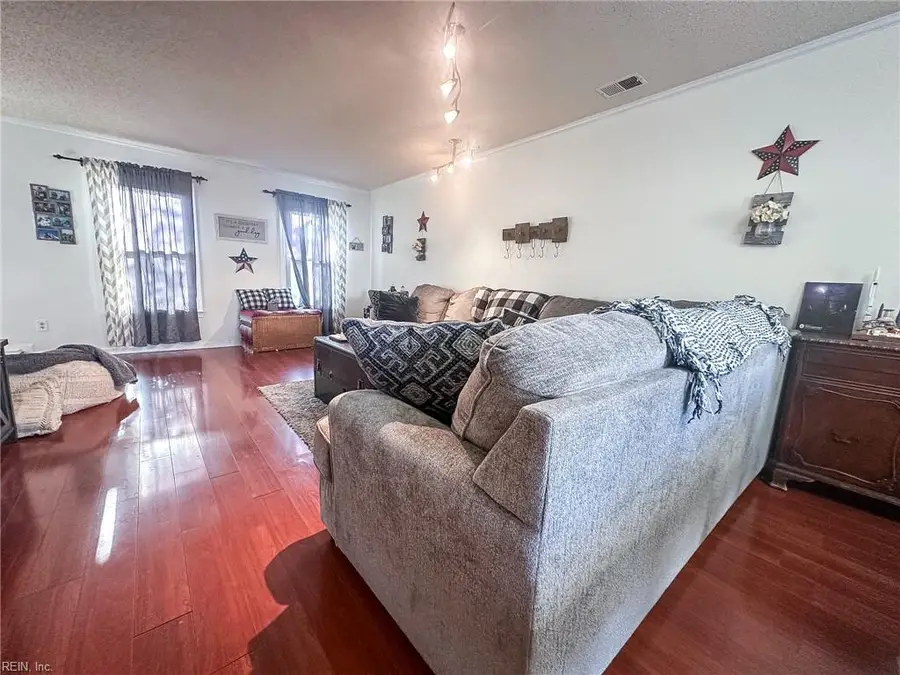 2064 Dolina Drive, Virginia Beach, VA 23464 - #3