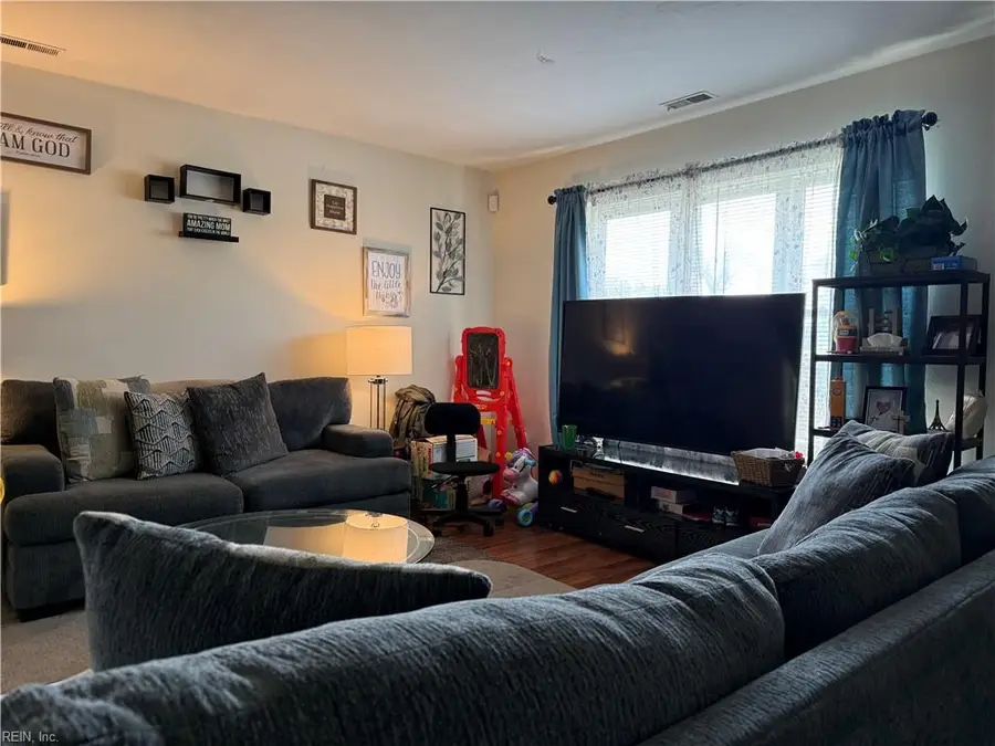 406 Osprey Street, Virginia Beach, VA 23462 - #2