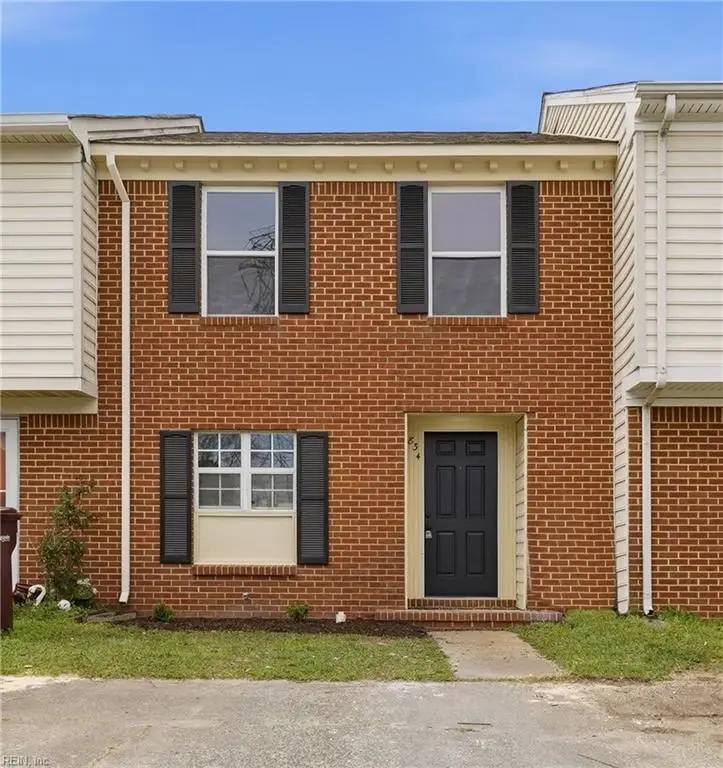 834 Huntly Court, Chesapeake, VA 23320 - #2