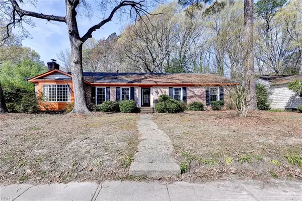 682 Village Green Parkway, Newport News, VA 23602