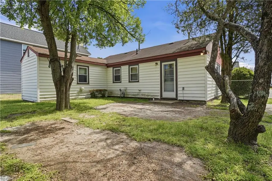864 Lasser Drive, Norfolk, VA 23513 - #3