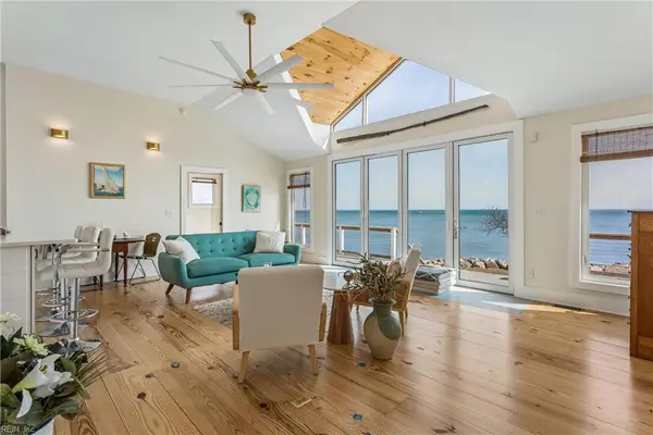 907 Bay Tree Beach Road, Seaford, VA 23696