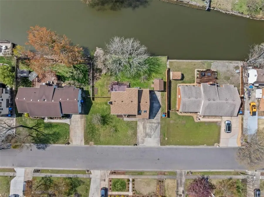 828 Cranston Drive, Chesapeake, VA 23320 - #3