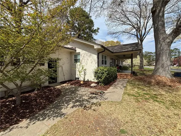 2025 Phyllis Drive, Chesapeake, VA 23325