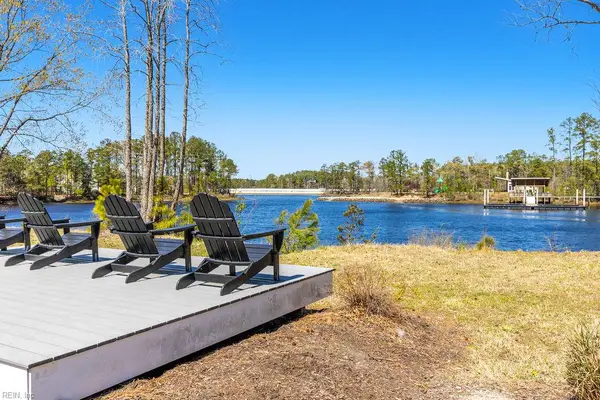 907 Adventure Way, Chesapeake, VA 23323