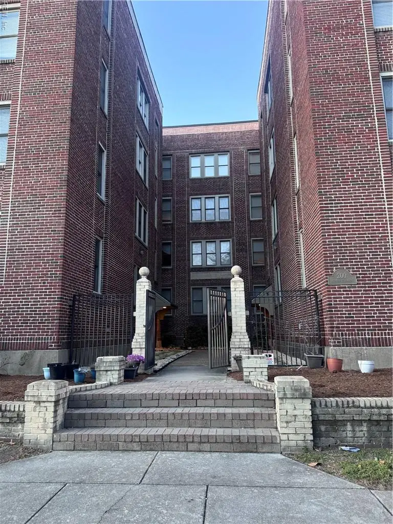 200 W 31st Street #202, Norfolk, VA 23504 - #1