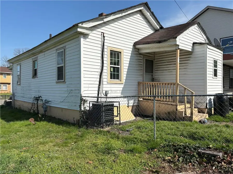 3115 Roanoke Avenue, Newport News, VA 23607 - #3