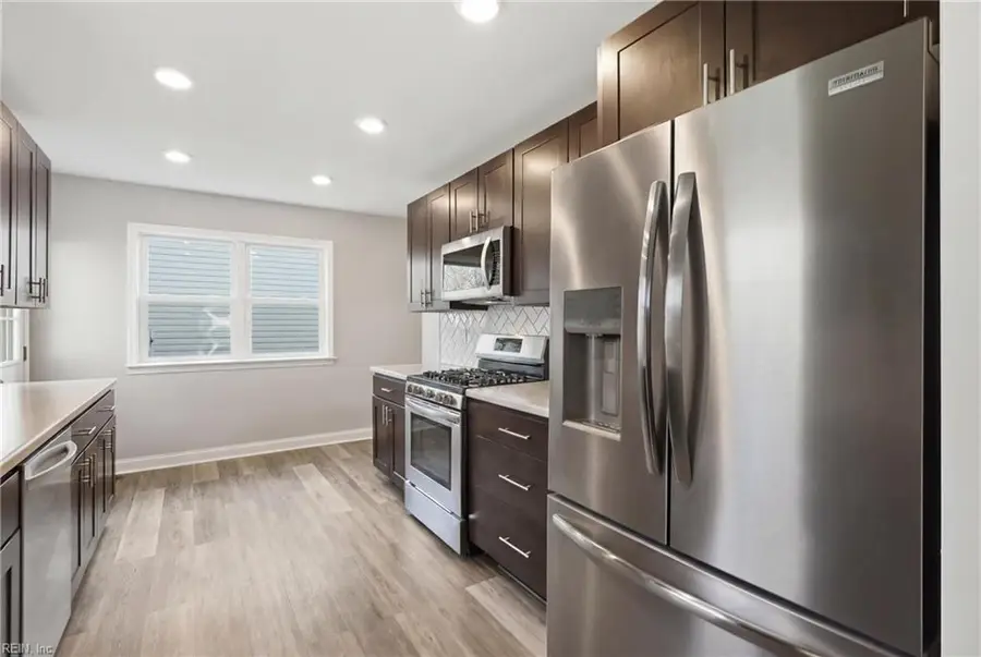 518 Hyde Park Road, Norfolk, VA 23503 - #3