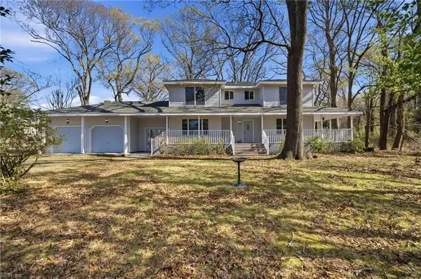 925 Michael Drive, Chesapeake, VA 23323