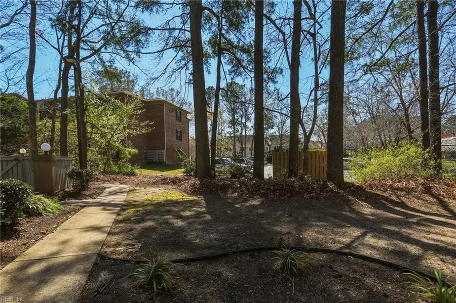 333 Gainsborough Square, Chesapeake, VA 23320 - #2