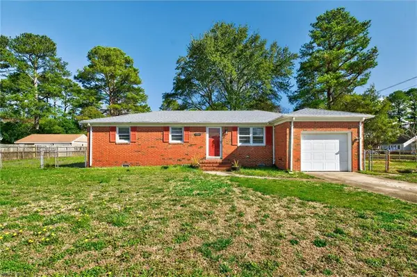 500 Greenway Drive, Chesapeake, VA 23322