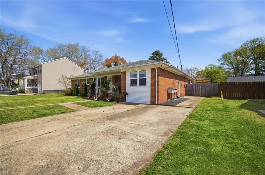 209 Truxton Avenue, Portsmouth, VA 23701 - #3