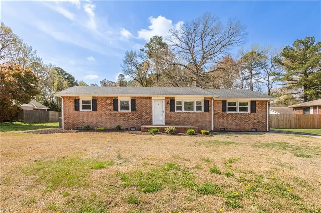 205 Frank Drive, Chesapeake, VA 23322 - #1
