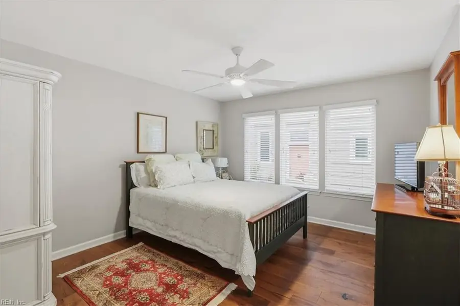 3856 Jefferson Boulevard, Virginia Beach, VA 23455 - #2