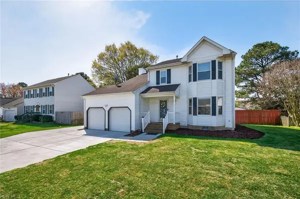 809 Kemp Meadow Drive, Chesapeake, VA 23320