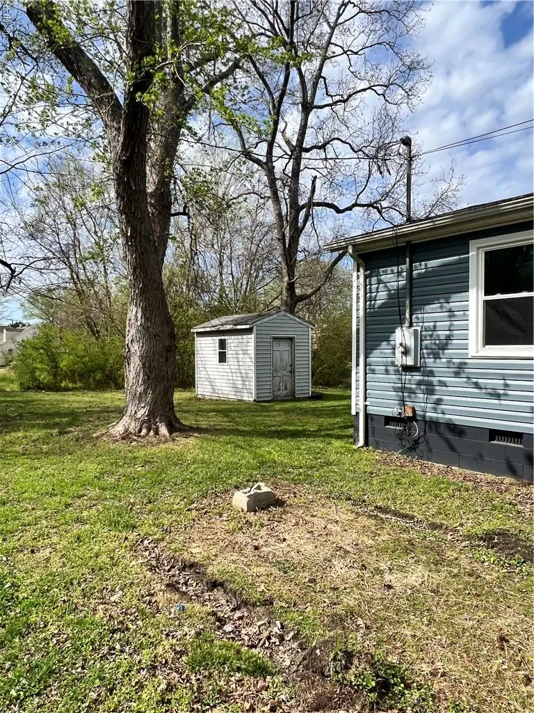 212 Turner Street, Emporia, VA 23847 - #2