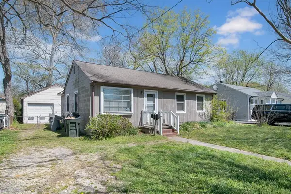 215 Courtney Drive, Hampton, VA 23669