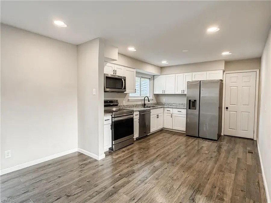 12 Astor Drive, Newport News, VA 23608 - #3