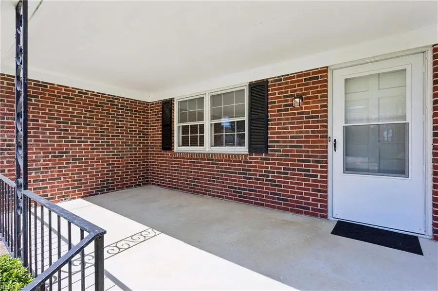 18 Magnolia Lane, Poquoson, VA 23662 - #3