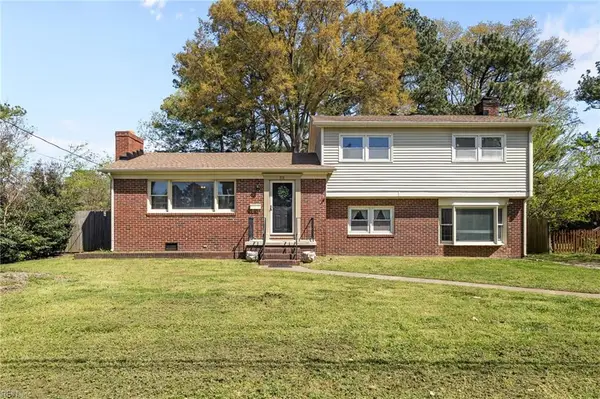 32 Meadowbrook Drive, Hampton, VA 23666