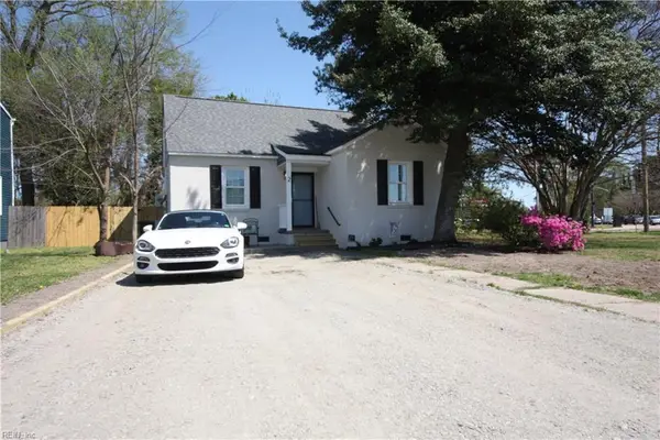 2 Monroe Drive, Hampton, VA 23669