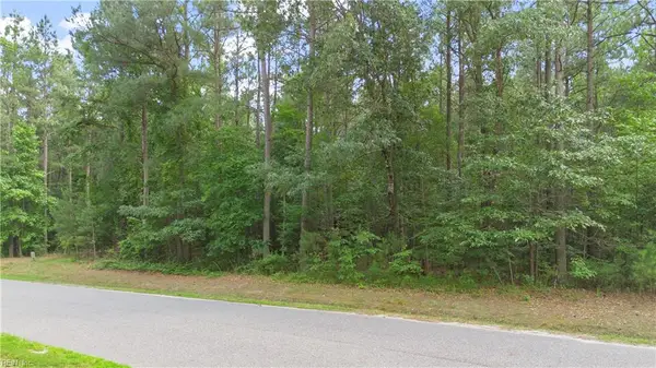 5.1+AC Plantation Place, Little Plymouth, VA 23091