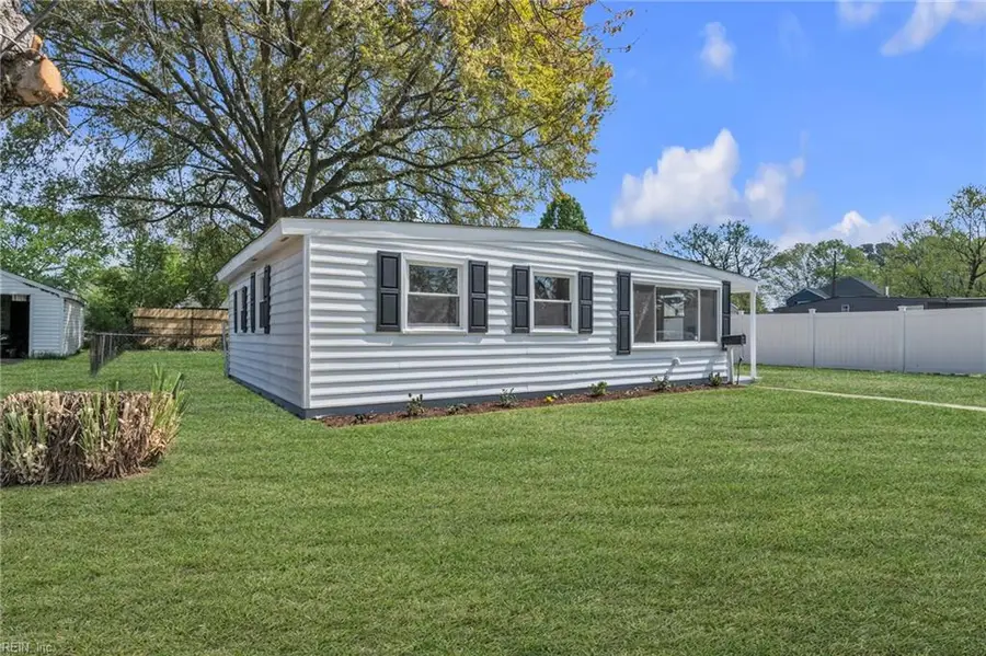 2703 Cayce Drive, Chesapeake, VA 23324 - #2