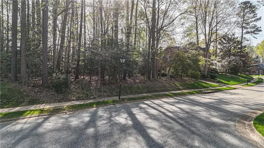 213 Yorkshire Drive, Williamsburg, VA 23185 - #2