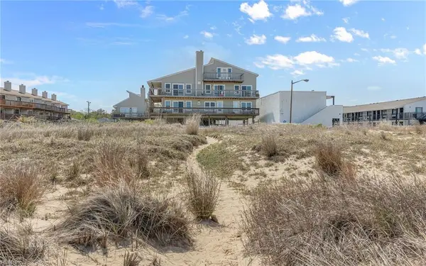 1036 E Ocean View Avenue #2, Norfolk, VA 23503