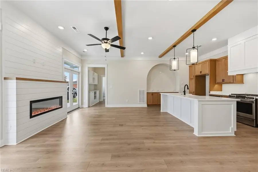 917 Calhoun Way, Chesapeake, VA 23322 - #3