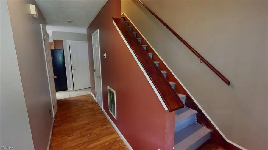 7404 Christopher Newport Avenue, Gloucester Point, VA 23062 - #2