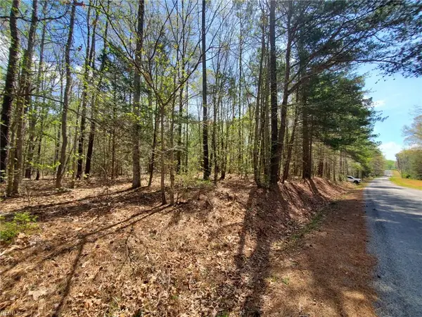 5.1+AC Monguy Road, Charles City, VA 23030