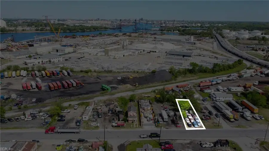 435 Freeman Avenue, Chesapeake, VA 23324 - #2