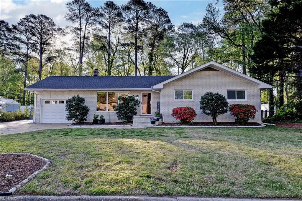 6 Hansom Drive, Poquoson, VA 23662 - #1