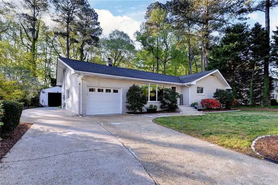6 Hansom Drive, Poquoson, VA 23662 - #3