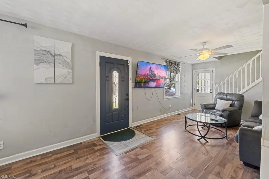 127 Clyde Street, Hampton, VA 23669 - #2
