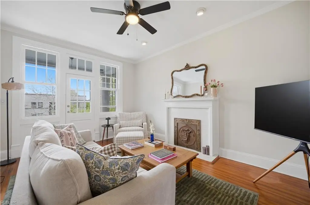 524 Graydon Avenue #6, Norfolk, VA 23507 - #1