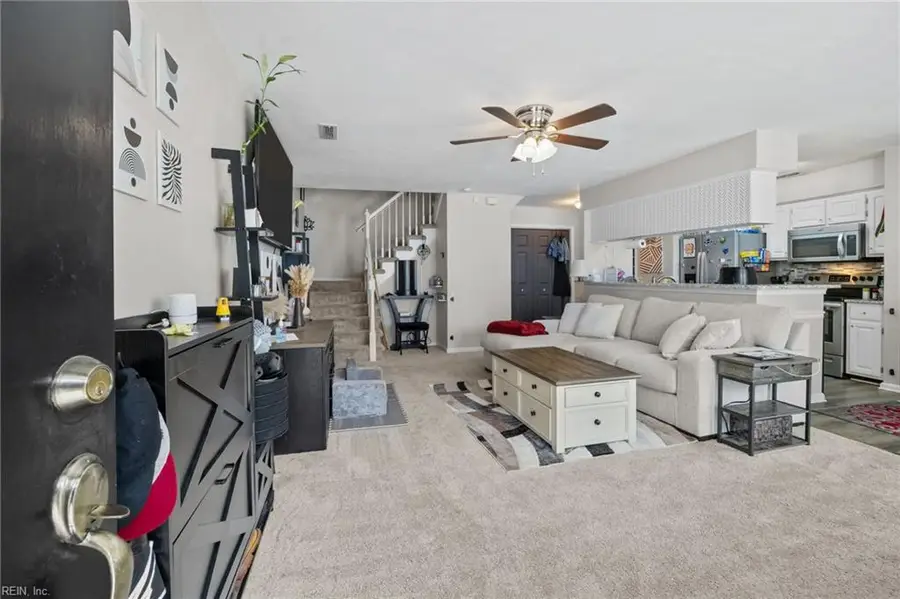 1816 Willow Point Arch, Chesapeake, VA 23322 - #2