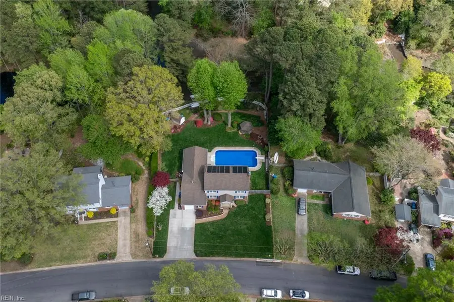 728 Queen Elizabeth Drive, Virginia Beach, VA 23452 - #2