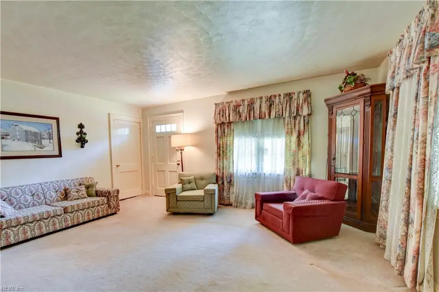 3904 Wyatt Drive, Portsmouth, VA 23703 - #3