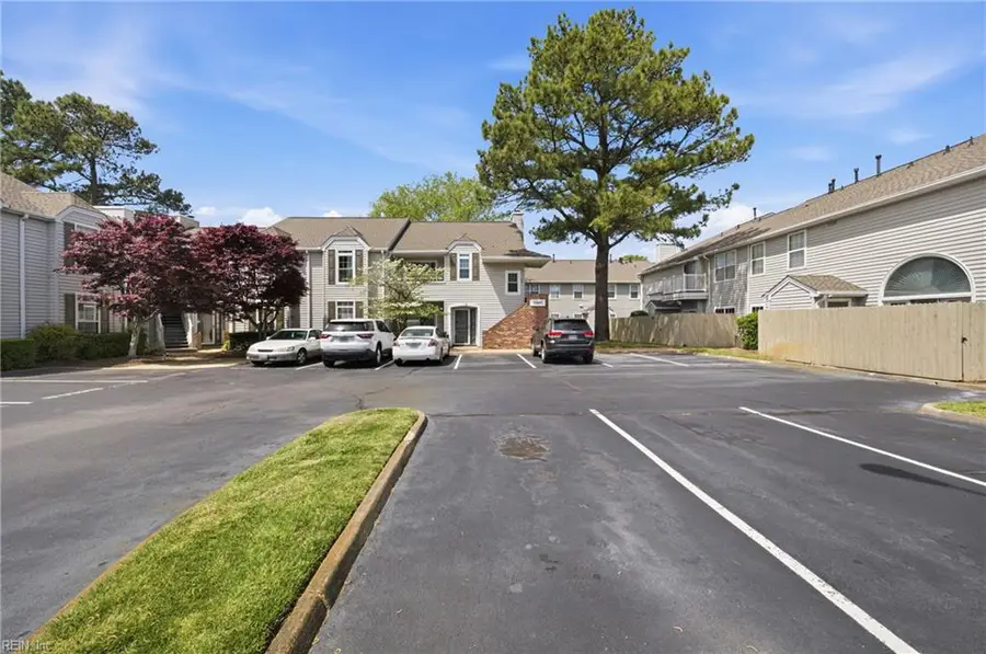 5140 Cypress Point Circle #202, Virginia Beach, VA 23455 - #3