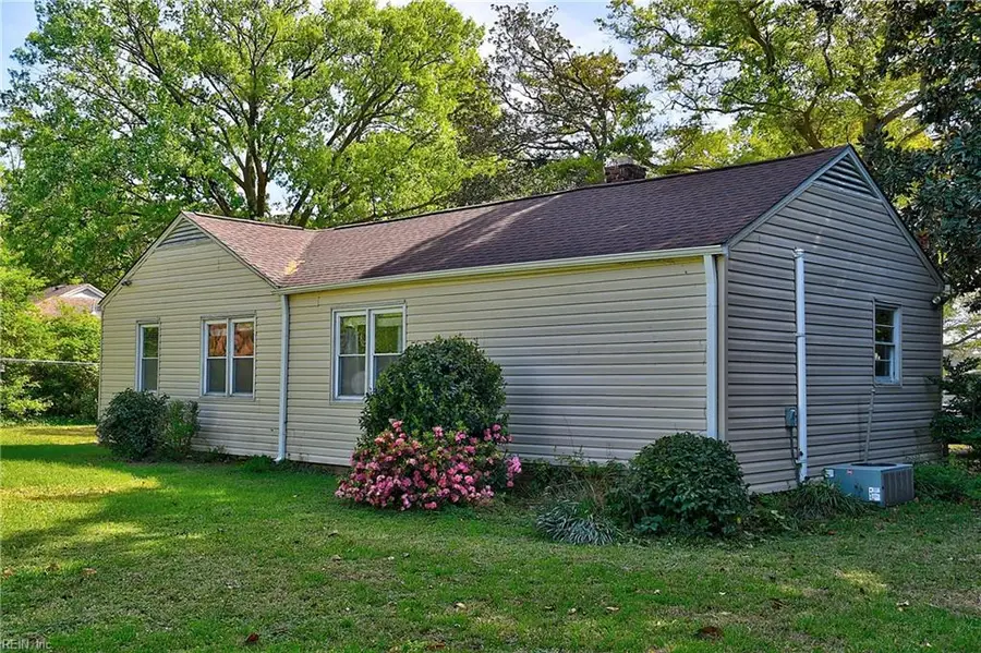 4014 Heutte Dr, Norfolk, VA 23518 - #3