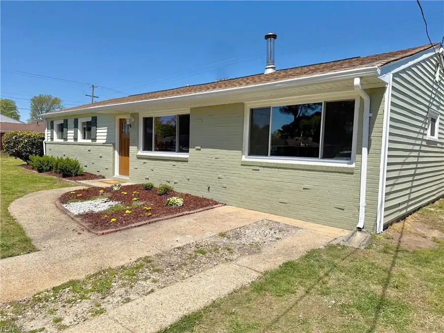 1101 Fontana Avenue, Chesapeake, VA 23325 - #3