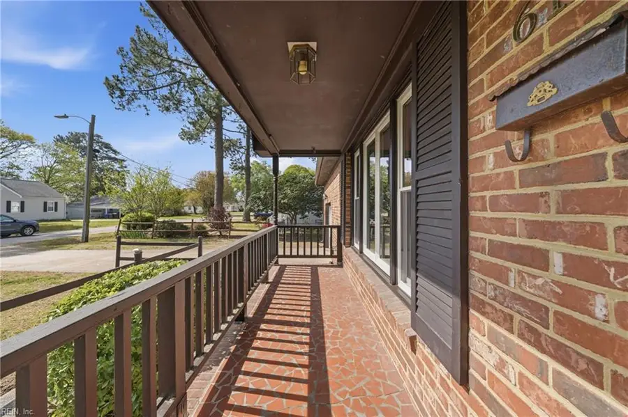 612 Broomhill Avenue, Portsmouth, VA 23701 - #2