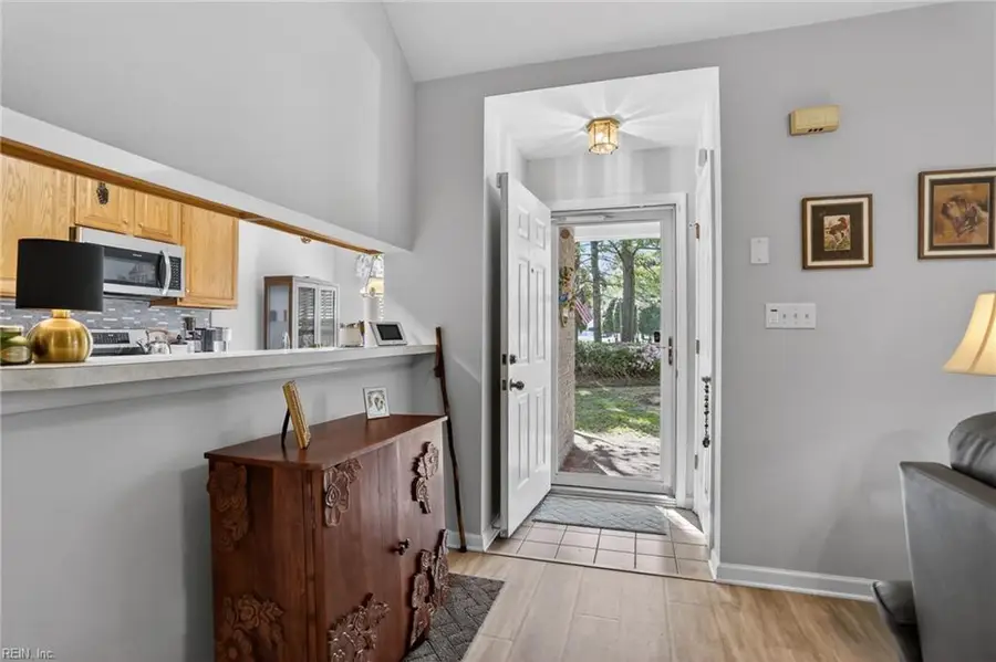 902 Shoreline Point, Newport News, VA 23602 - #3