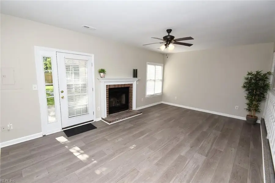 4025 Roebling Lane, Virginia Beach, VA 23452 - #3